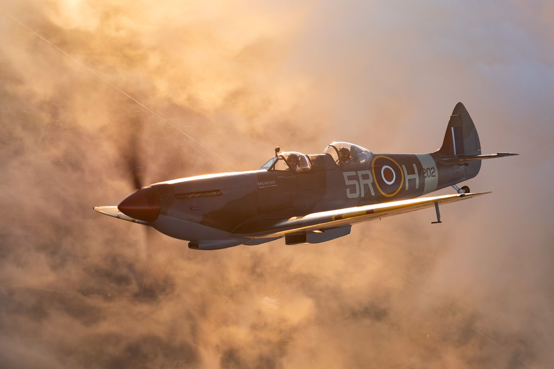 Fly In A Spitfire Formation And Tailchase Flight Experiences